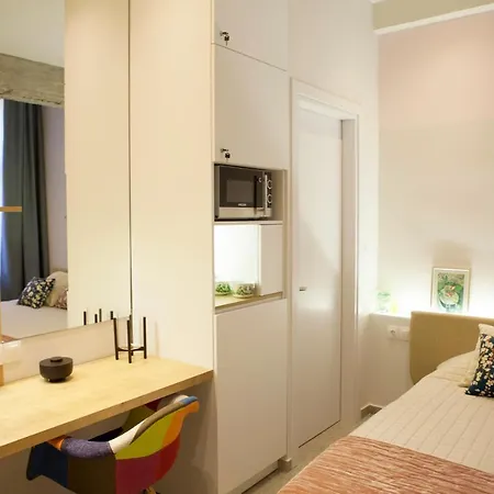 Apartament Ionos And