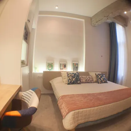 Ionos And * Салоники