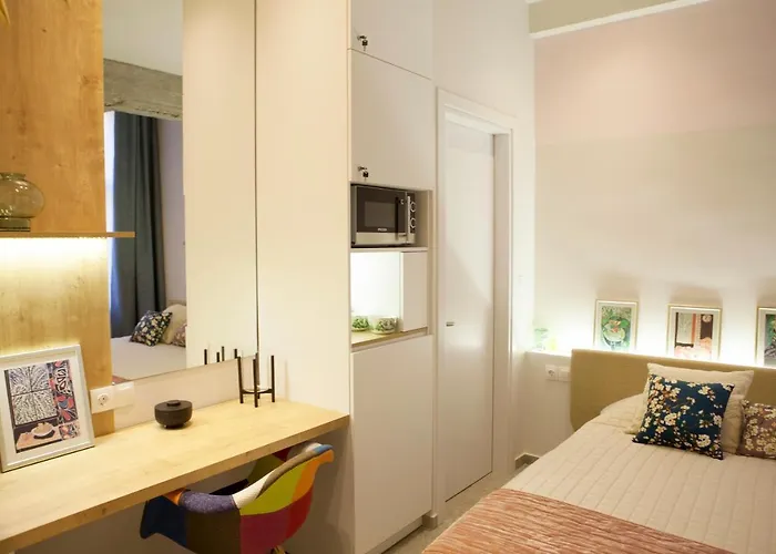 Apartment Ionos And