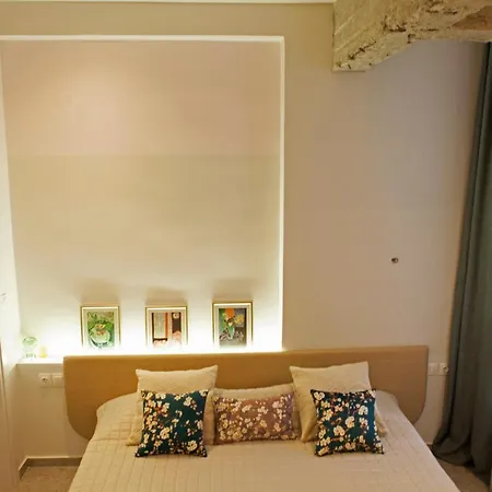 Apartment Ionos *