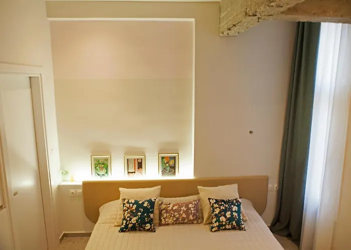 Appartement Ionos And *